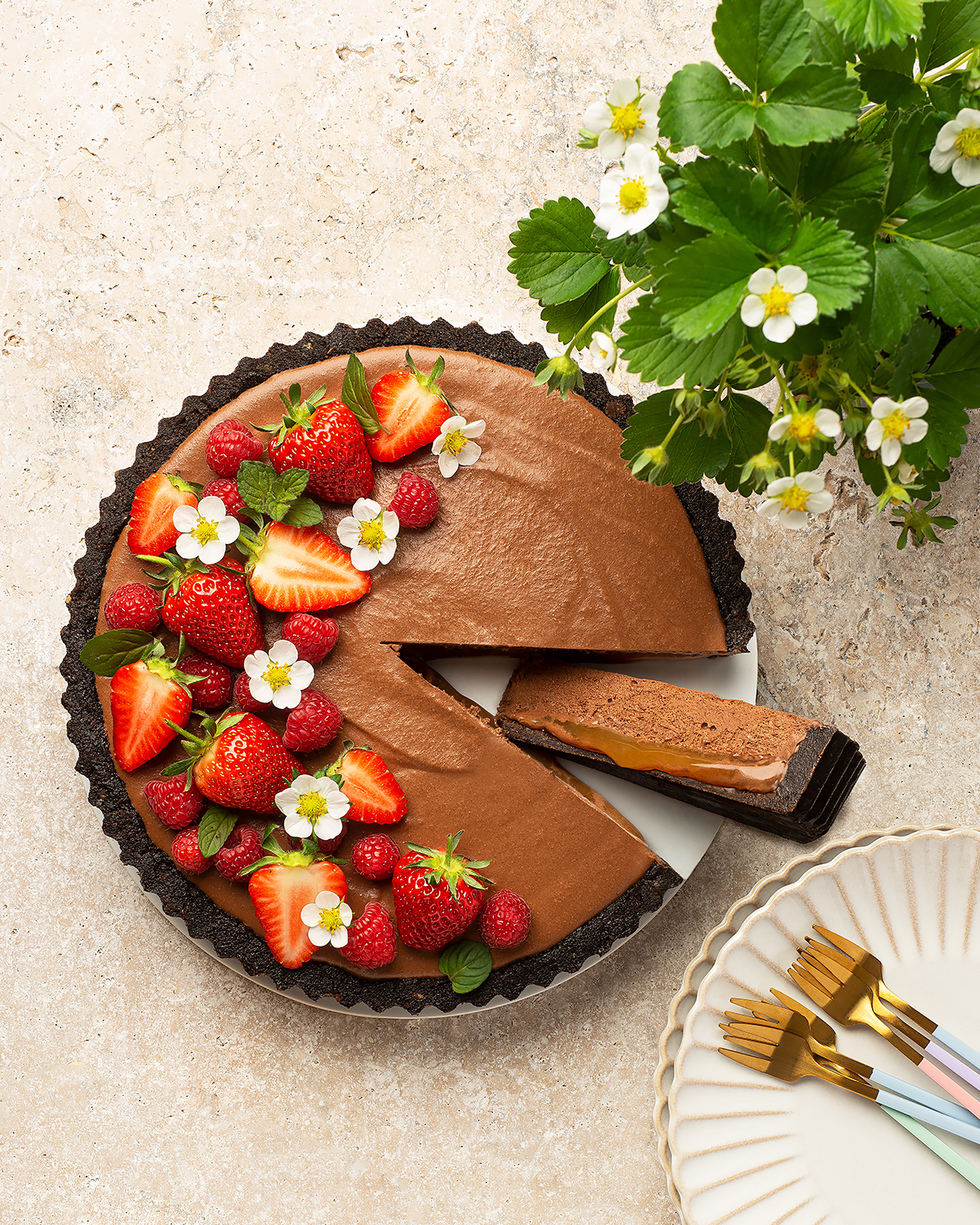 Schokoladentarte mit Erdbeeren